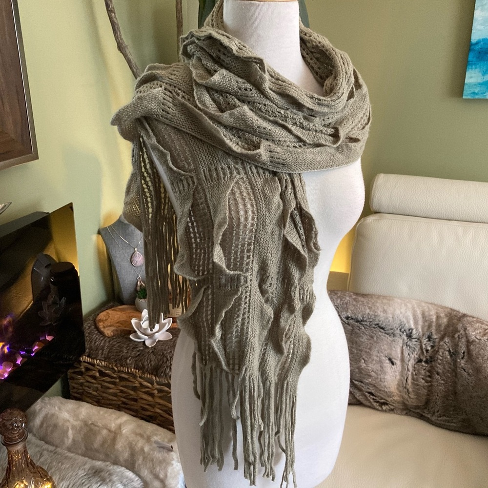 Shawl like scarf